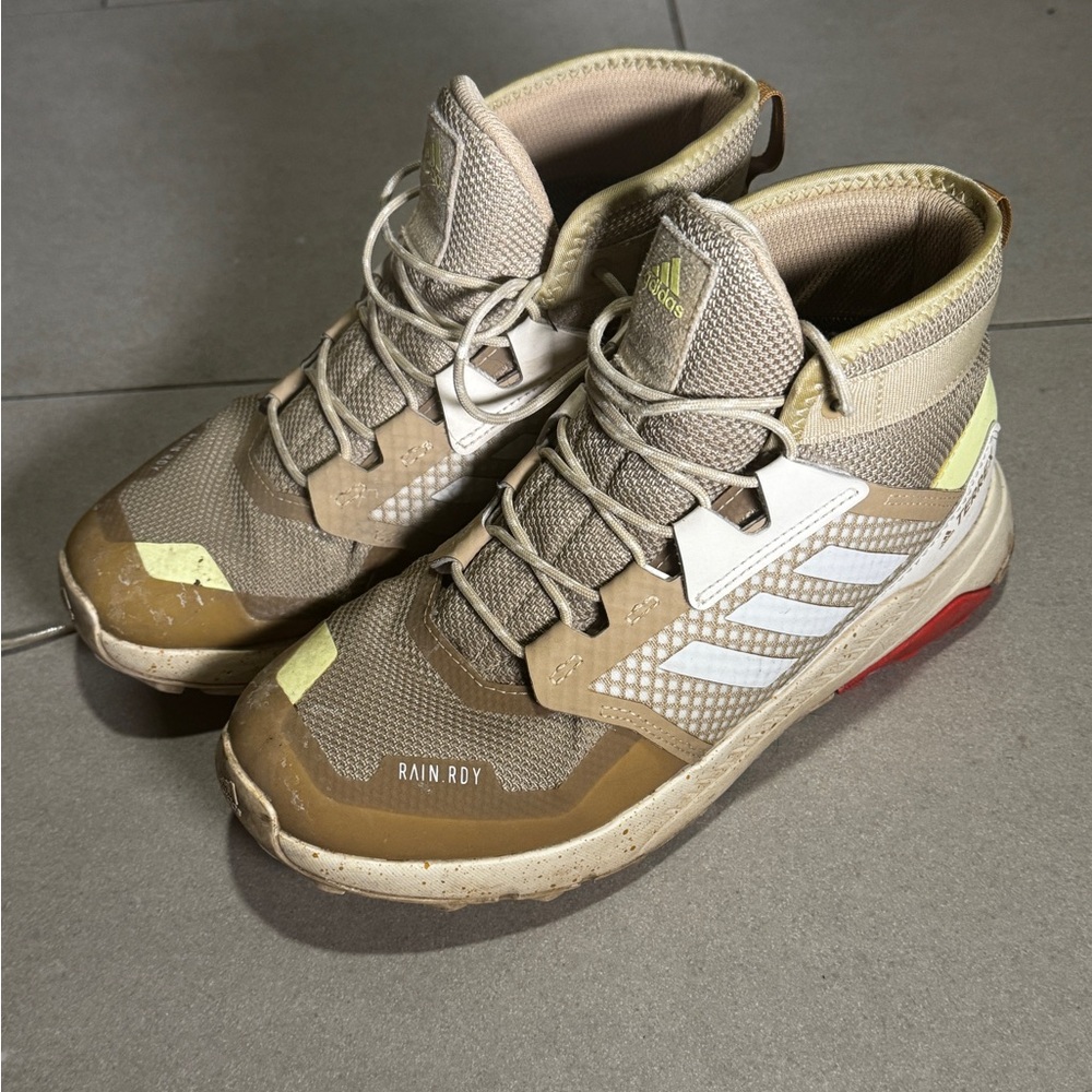 Adidas hiking sneakers Waterproof